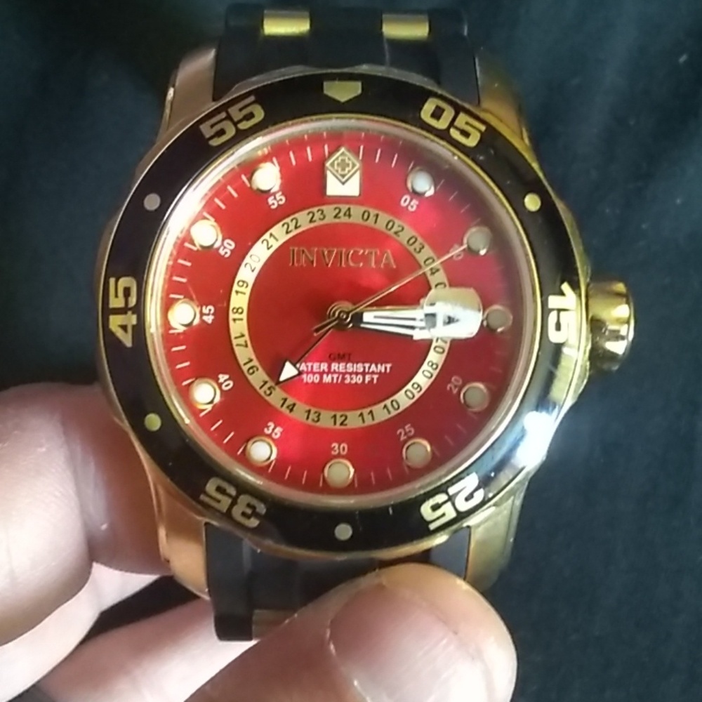Invicta pro diver